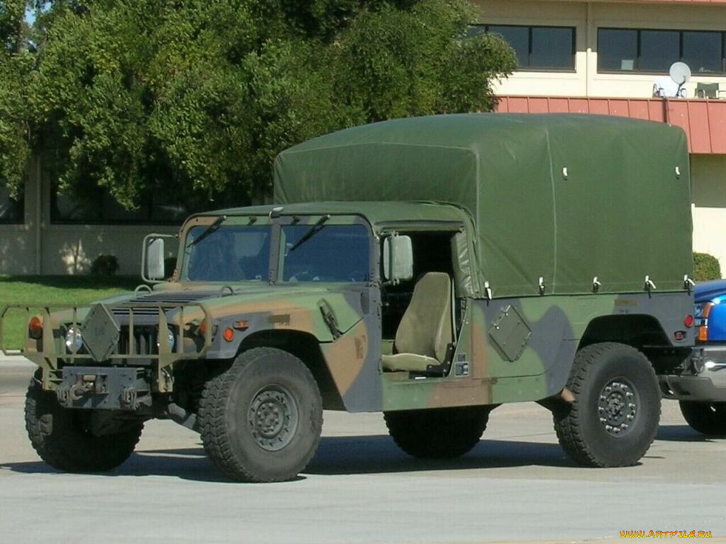 Грузовик Hummer